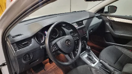 Skoda Octavia photo-10